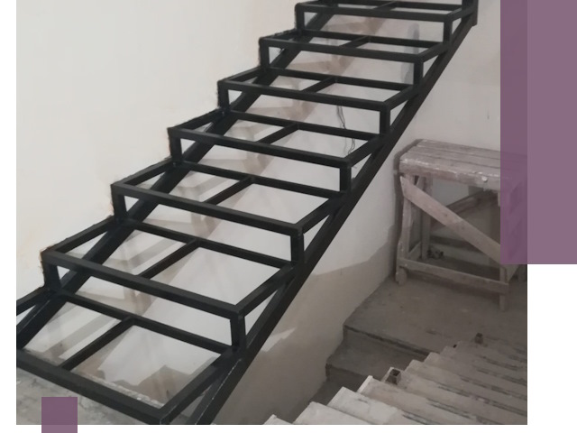 Демонтаж лестниц на металлокаркасе в Красноярске: быстрый вывоз и разбор