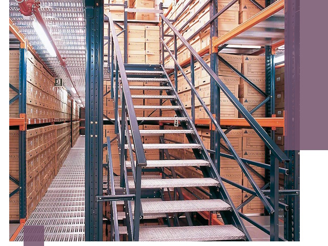 Лестницы складские прочные и безопасные под ключ в Красноярске