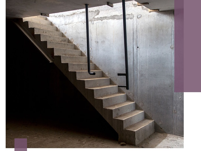 Изготовление и монтаж лестниц в подвале в Красноярске