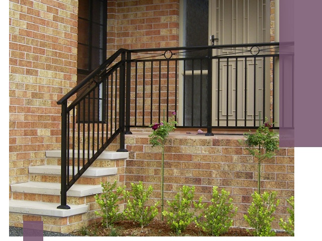 Уличные перила из металла под ключ в Красноярске