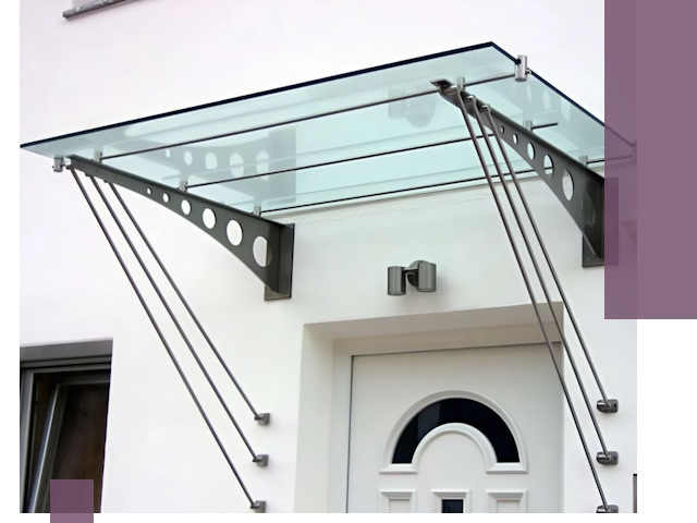 Козырьки над входом под ключ в Красноярске — изготовление и монтаж