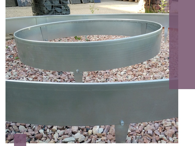 Нержавеющие бордюры под ключ в Красноярске — изготовление и монтаж